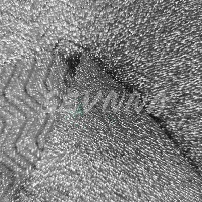 Indumenti da ginnastica in nylon riciclati