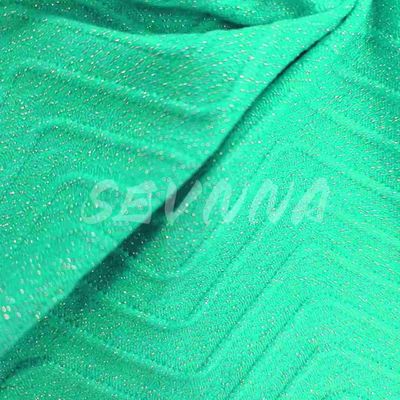 Indumenti sportivi lavabili in macchina Tessuti con istruzioni per la cura delle fibre riciclate