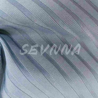 Il tessuto di nylon riciclato è un'opzione ecologica per i produttori tessili