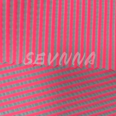 Jacquard a maglia 240 grammi Estate/autunno Tissu a maglia doppia Adulti 40% Nylon 55% Polietilene 5% EL