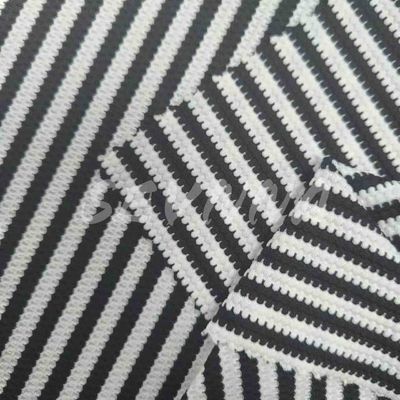 Trova il tessuto perfetto per il tuo stile di vita attivo e alla moda