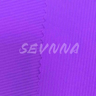 Aggiorna la tua linea di abbigliamento attivo con il nostro tessuto di reggiseno sportivo resistente