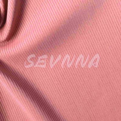 Prova un comfort e una flessibilità imbattibili con il tessuto Yoga Wear