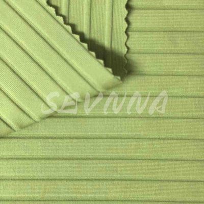 Innovativo tessuto di licra riciclato per abbigliamento ad alte prestazioni