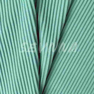 Tessuto di poliestere spandex: il tessuto perfetto per uno stile di vita attivo e alla moda