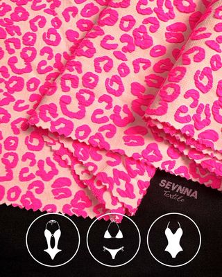 Indumenti da spiaggia confezionati in nylon-spandex