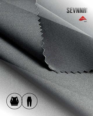 152 cm di larghezza tessuto Lycra con 72% materiali riciclati e 28% Xtra Life Lycra