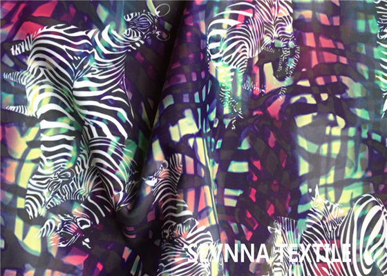 La stampa di Digital ha riciclato il tessuto 225gsm-230gsm dello Swimwear con i modelli animali