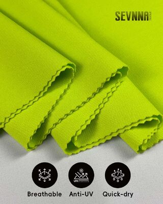 Tissu di nylon riciclato sostenibile che offre resistenza, durata e produzione ecoconsapevole ideale per abbigliamento e attrezzature da esterno