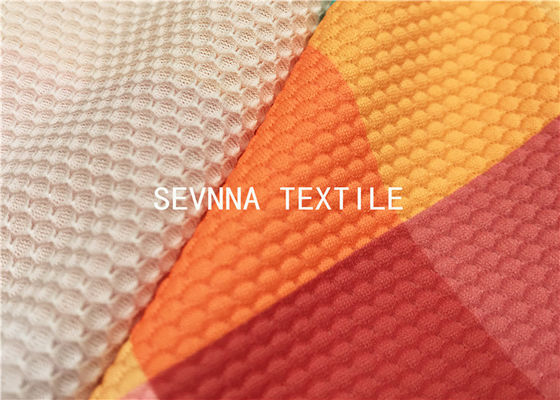 Ghette attive Lorna Jane Style di yoga del tessuto di Matte Plastic Bottle Recycled Polyester del tricot