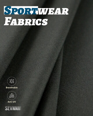 Tessuti progettati per mantenere la stabilità dei colori e delle dimensioni, perfetti per ripetuti lavaggi industriali e pesanti